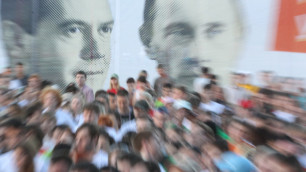 Медведев опередил Путина по предвыборным расходам