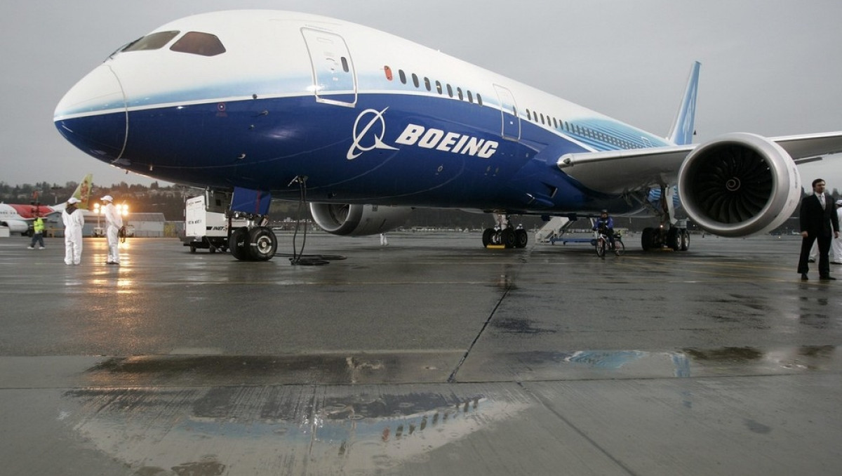 Первый "лайнер мечты" от Boeing приземлился в Японии