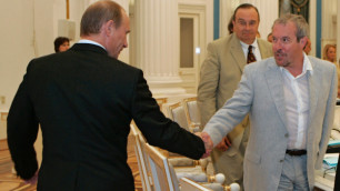 Владимир Путин и музыкант Андрей Макаревич. Фото РИА Новости