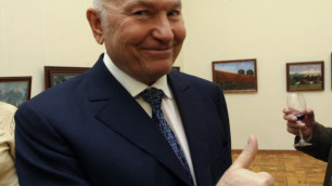 Лужков заявил о "бешеном распиле собственности" в Москве