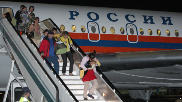 Количество переезжающих из Казахстана в Россию выросло втрое  