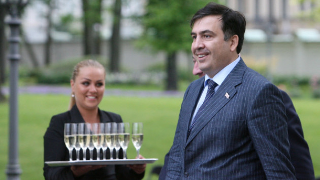 Саакашвили посетил свадьбу дочери Михалкова 