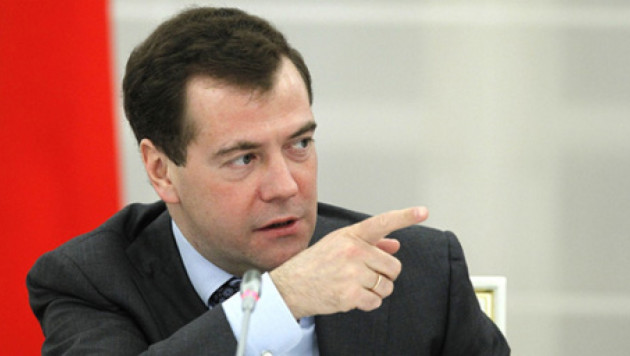 Медведев поручил избавиться от понятых