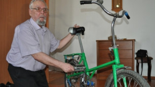 Пенсионер из Казахстана сконструировал "вечный" велосипед
