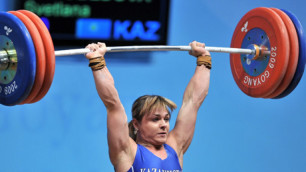 Казахстанка взяла серебро ЧМ по тяжелой атлетике в Париже