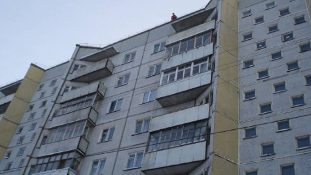 Пьяная москвичка выжила после падения с седьмого этажа