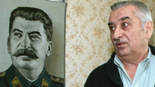 Внук Сталина защищает честь великого деда
