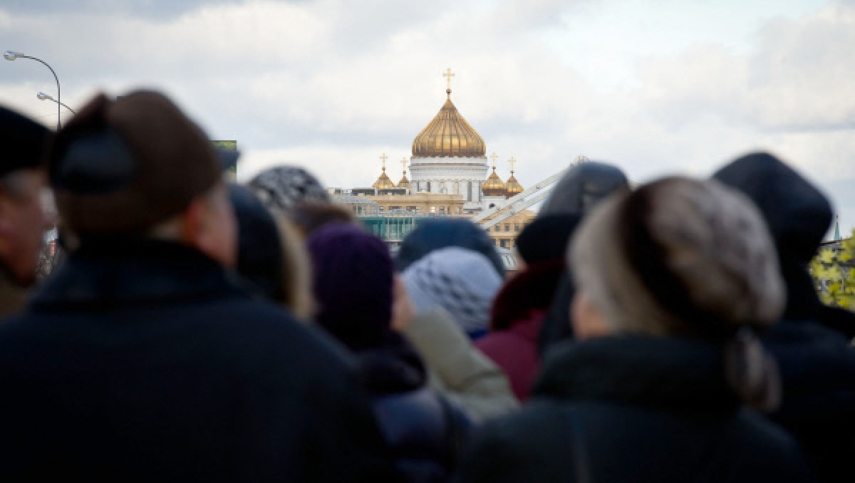 Блатных пустили к поясу Богородицы без очереди 