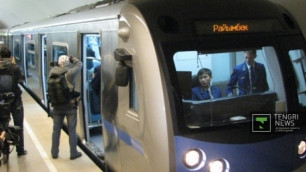 Алматинцев оставили без льгот на проезд в метро