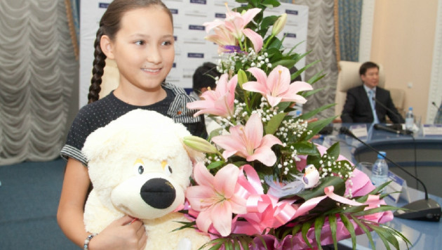 Юная алматинка выиграла четвертый чемпионат мира по шахматам