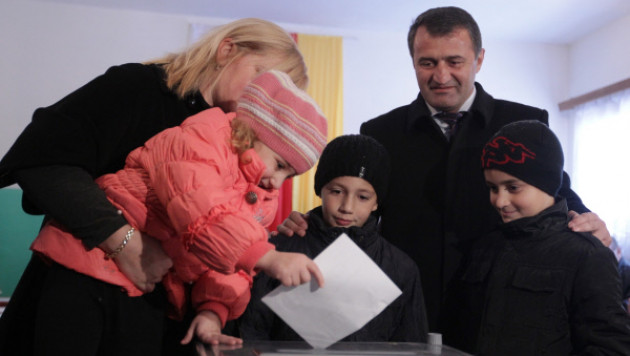 Оба кандидата в президенты Южной Осетии заявили о победе на выборах