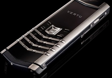 Телефон Vertu. Фото с сайта mforum.ru