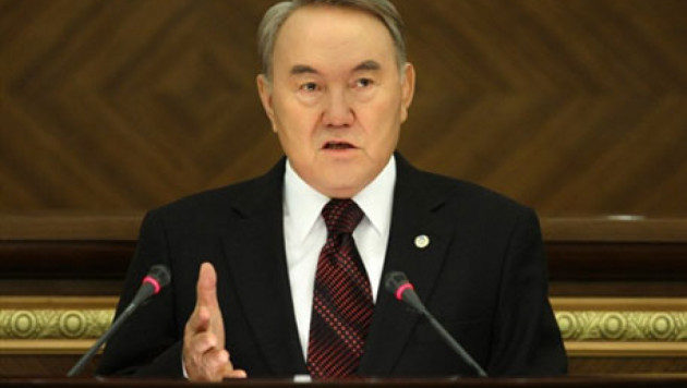 Назарбаев отказался от звания "Народный герой"