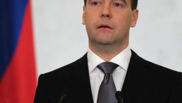 Медведев упростит регистрацию партий