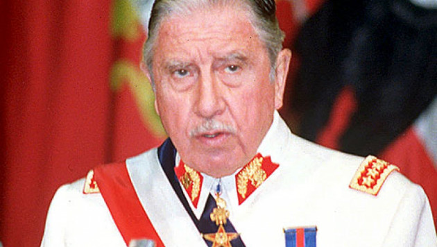 Власти Чили запретили называть Пиночета диктатором
