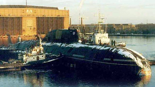На Северном флоте загорелась еще одна атомная подводная лодка