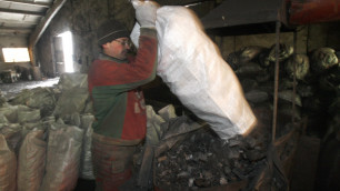 В 14 школах Кыргызстана нашли уголь с повышенным уровнем радиации
