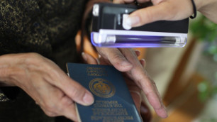 Власти Кыргызстана решили помочь транссексуалам с паспортами