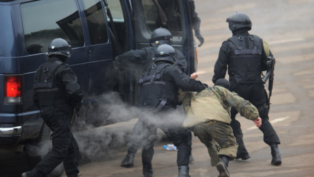 В Москве задержали двух наркополицейских за вымогательство