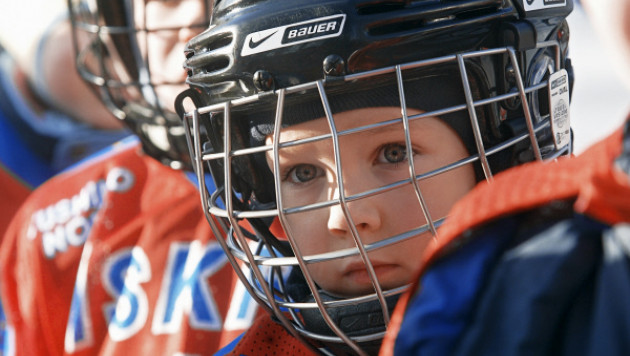 В ДТП с участием детской хоккейной команды погиб 8-летний мальчик