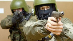 В Железногорске подозреваемый закидал бойцов СОБРа гранатами