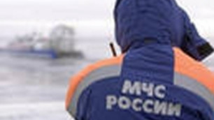 Проезд VIP-кортежа помешал МЧС снять детей со льдины на Москва-реке