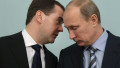Медведев и Путин отчитались о доходах за 2011 год