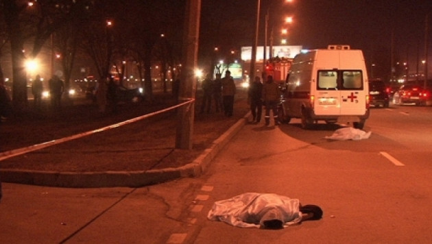 В Петербурге пьяный полицейский насмерть сбил мать с ребенком
