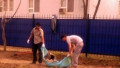 Использование флага Казахстана для выноса мусора обернулось уголовным делом