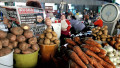СМИ узнали о выдаче зарплаты учителям в Южном Казахстане картофелем и луком