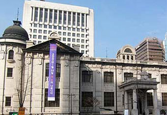 Банк Кореи понизил учетную ставку до рекордно низкого уровня