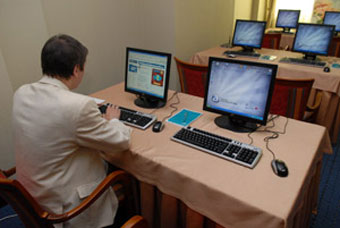 Казахстан собирается контролировать интернет