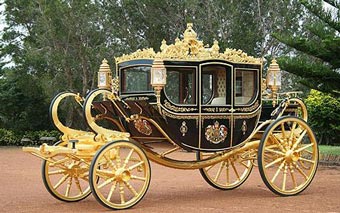 Австралия подарила Елизавете II золотую карету 