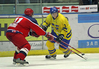 Сборная России по хоккею проиграла Швеции