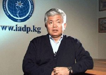 Бывший министр иностранных дел Киргизии обвиняется в убийстве