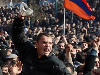 В Армении начался судебный процесс над оппозиционерами