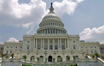 Конгресс США проголосовал за 90-процентный налог на бонусы 