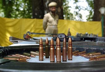 Индийские военные уничтожили 17 боевиков в Кашмире