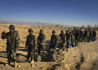 США отправляет дополнительно 4 тысячи военных в Афганистан