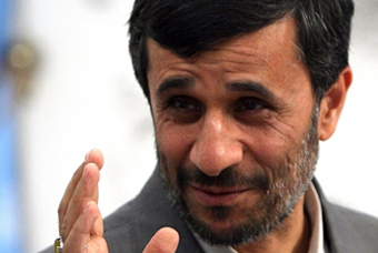  Ахмадинеджада пригласили выступить по британскому телеканалу