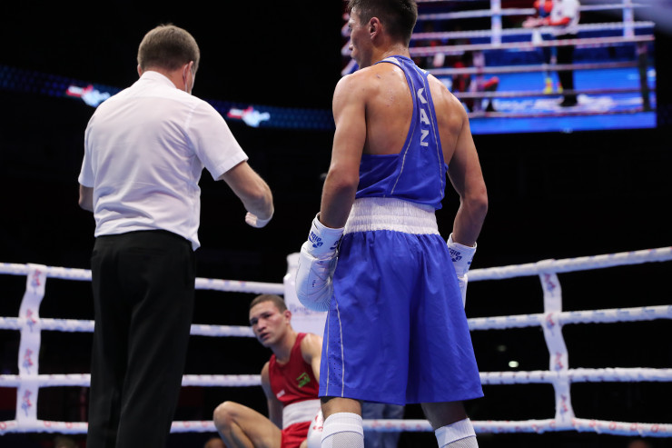 20-летний казахстанский боксер вышел в полуфинал чемпионата мира и гарантировал медаль. Фото 7
