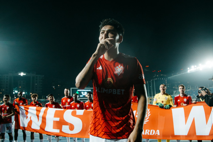 У Алибека Касыма не самые приятные взаимоотношения с фанатской группой 