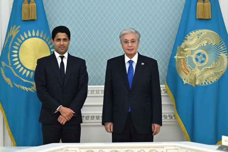 Касым-Жомарт Токаев с руководителем ПСЖ Нассером Аль-Хелаифи