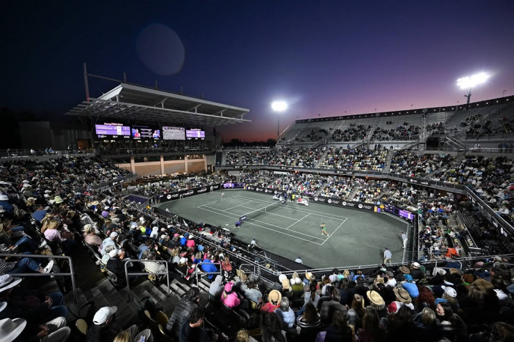 Турнир WTA 500 в Чарльстоне (США)