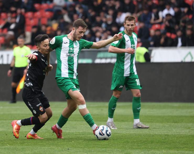 Максим Самородов в матче за 