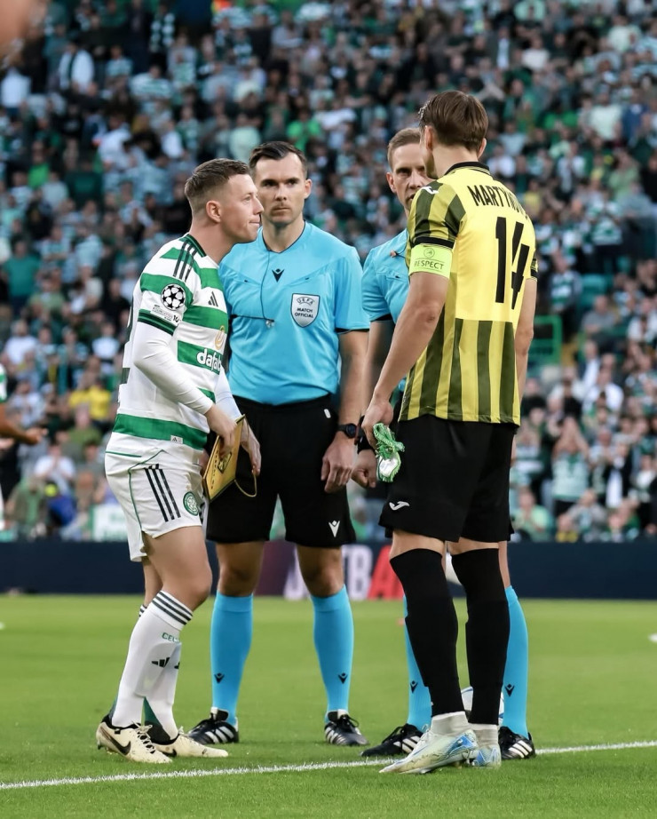 Каллум Макгрегор и Александр Мартынович перед игрой