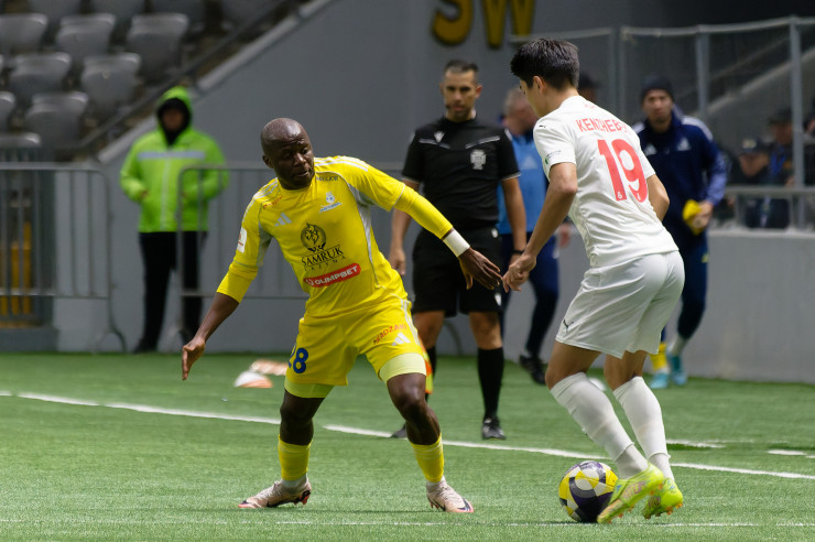 Галымжан Кенжебек против Усмана Камара