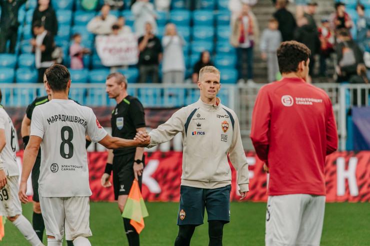 Футболисты 