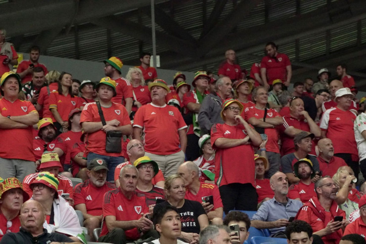 Фанаты сборной Уэльса в Астане