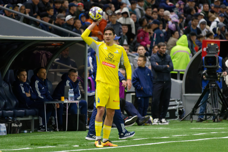 Марат Быстров в матче с 